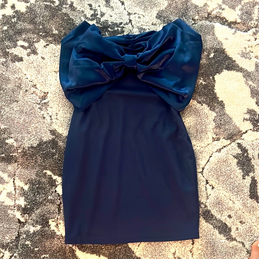 Off the shoulder gorgeous dress